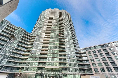 231 Fort York Blvd Photo 1