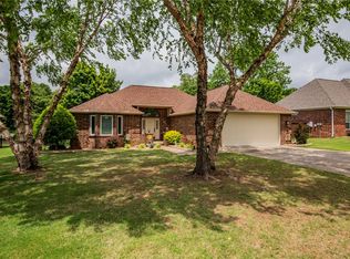 3898 Shannendoah Ln, Springdale, AR 72762