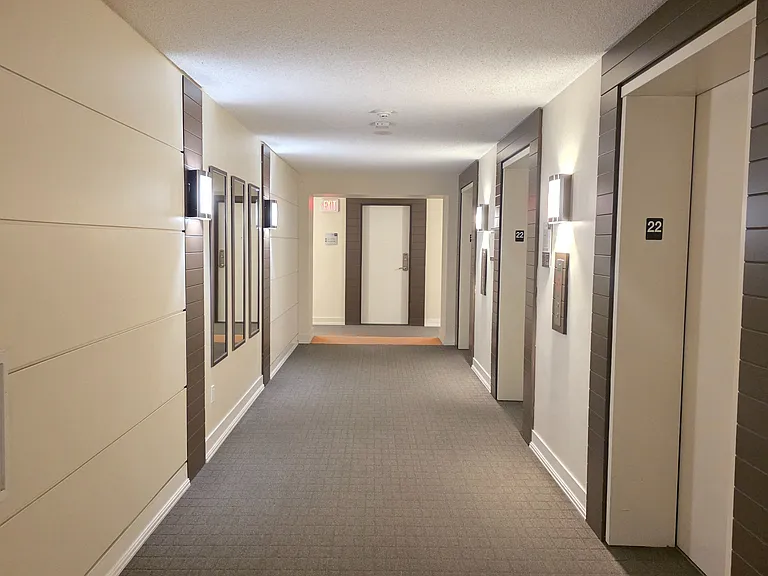 2191 Yonge St #2210 — Photo 17