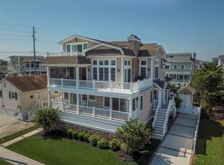 304 76th St, Avalon, NJ 08202