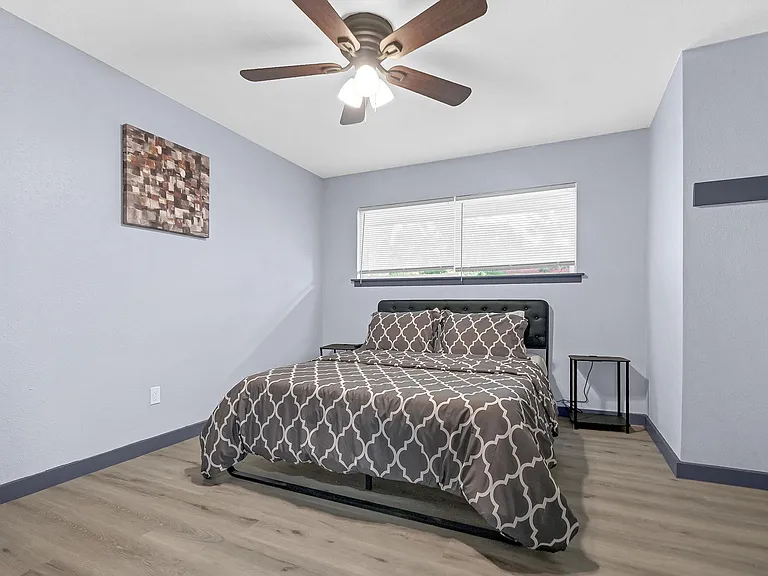 11103 Greenwillow St — Photo 16