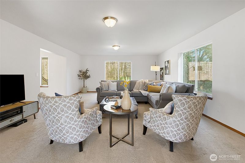 4th image of 26127 134th Avenue E