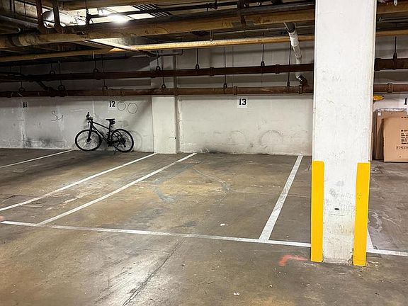 4th image of 522 21st St NW