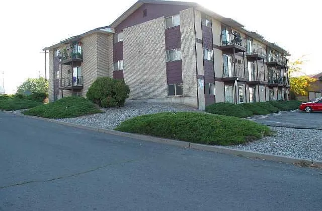 760 — Photo 2