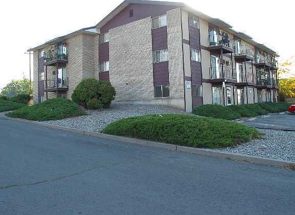 2nd image of 2112 W Northwest Blvd APT 10