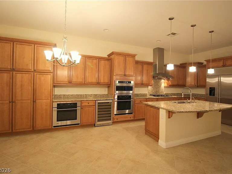 2812 Sisteron Ct — Photo 4