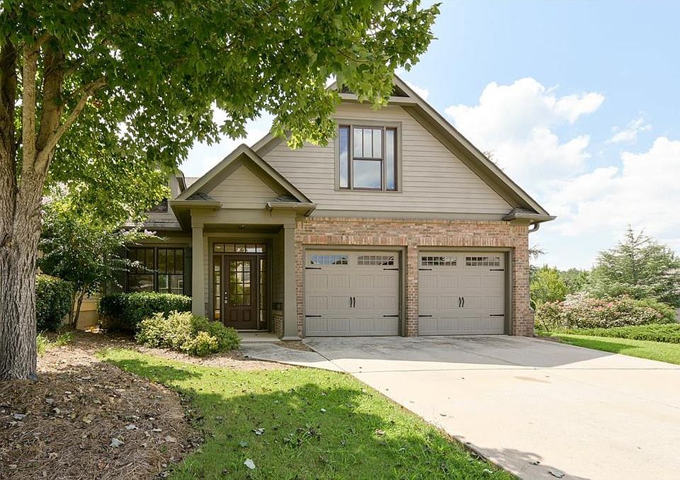 1st image of 233 Highland Village Ln