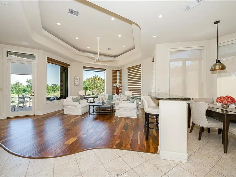 4776 Stonebriar Cir — Photo 10