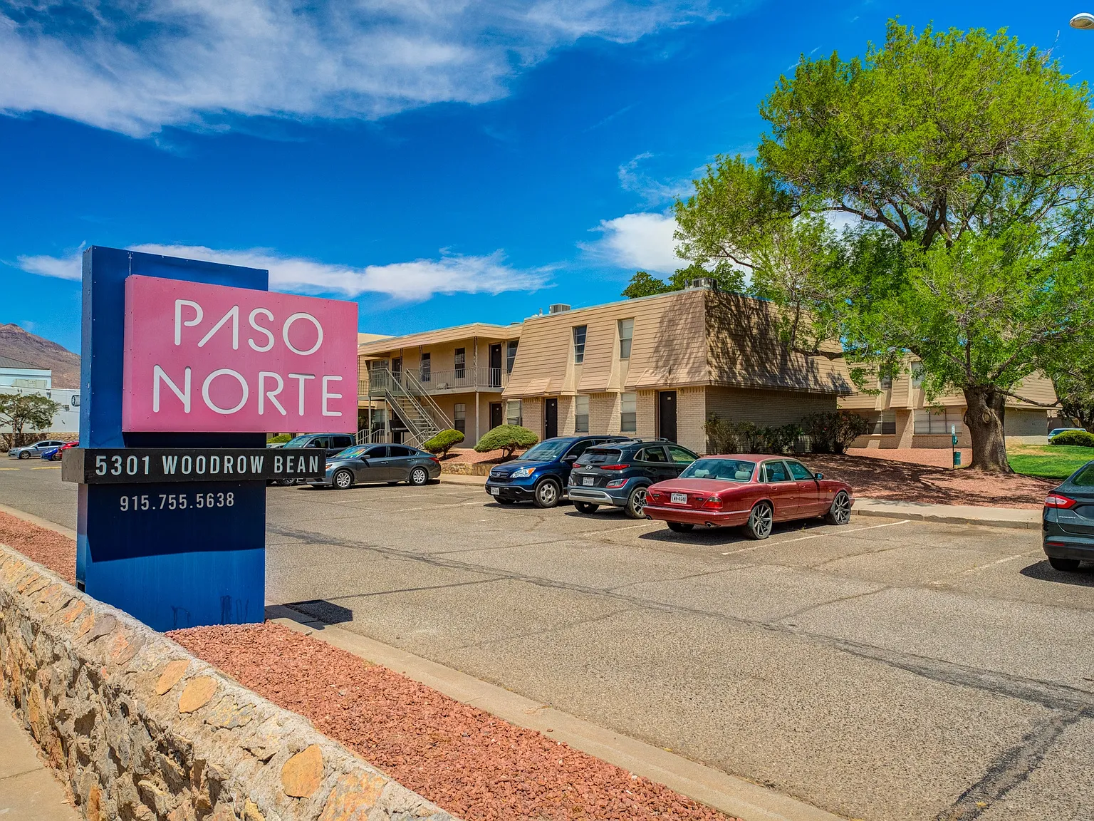Paso Norte Apartments — Photo 2