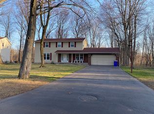 49 Saddle Back Trl, Rochester, NY 14624