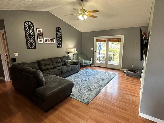 2nd image of 147 Fiord Dr