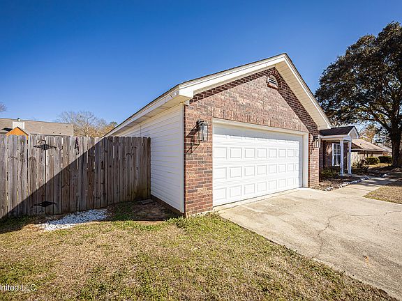 5th image of 6816 Southwind Dr