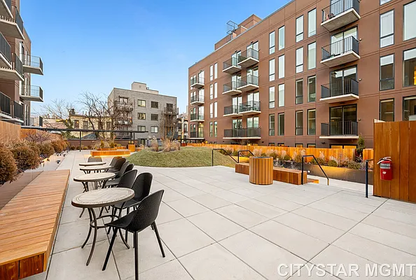 Rented by Noll Street Realty USA LLC | media 26