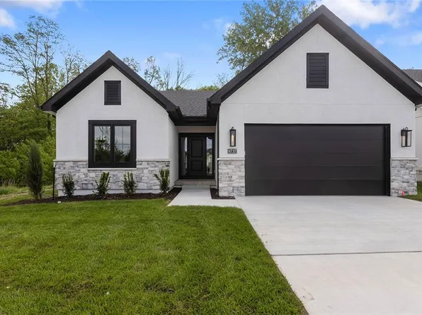 9737 N Lucerne Ave, Kansas City, MO 64154