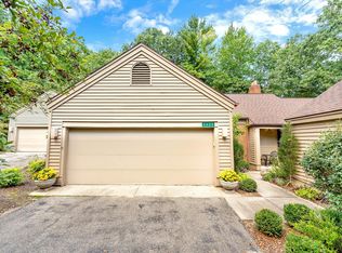 6625 Waybridge Dr SE, Grand Rapids, MI 49546