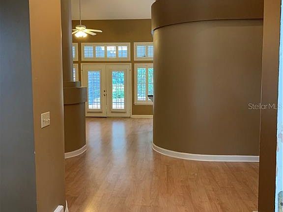 5th image of 300 Remington Dr