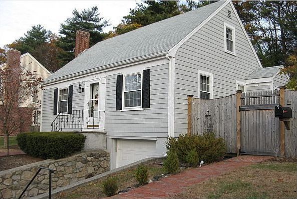 1st image of 530 Summer St