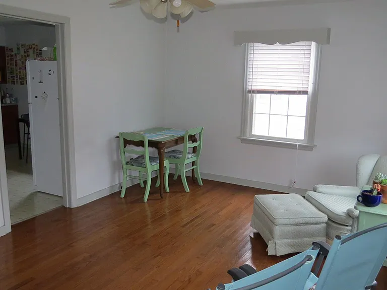 101 N Roosevelt St — Photo 4