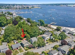 25 Granada Ter, New London, CT 06320