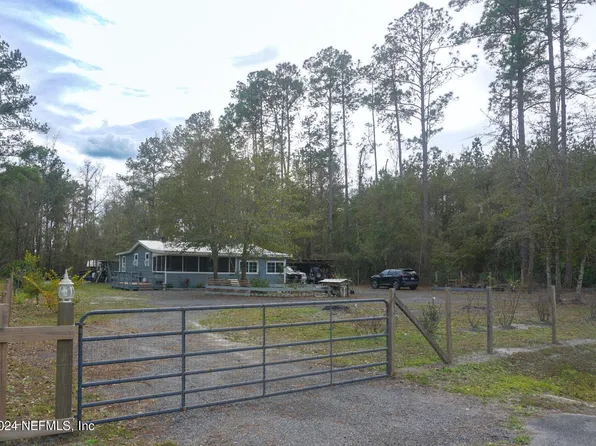 219 JOHNS Road, Palatka, FL 32177