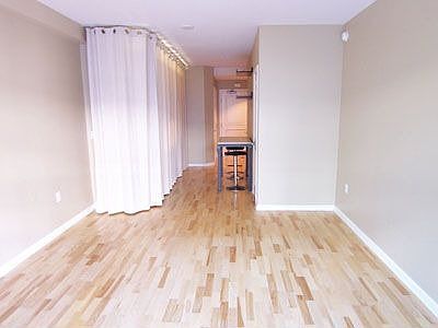 3rd image of 1655 Mission St Unit 343