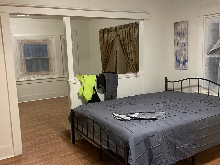 209 H St #209 — Photo 18