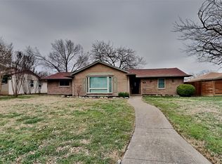 710 Austrian Rd, Grand Prairie, TX 75050