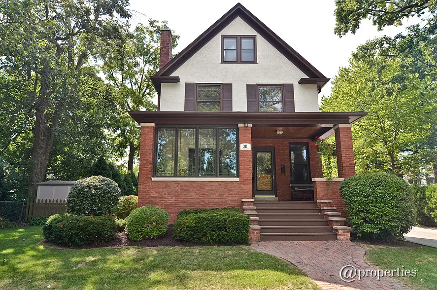 311 4th St photo 1