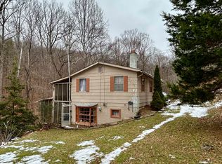 308 Spring Hollow Rd, Troutville, VA 24175