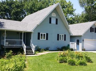 15 Chestnut Cir, Nauvoo, IL
