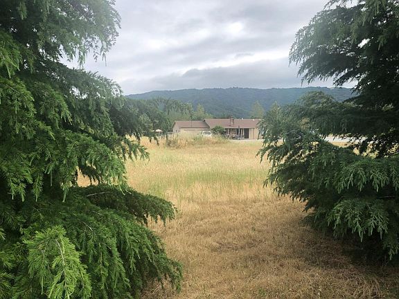 3rd image of 1520 Hecker Pass Hwy