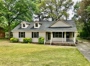 807 N Eden Dr, Cayce, SC 29033