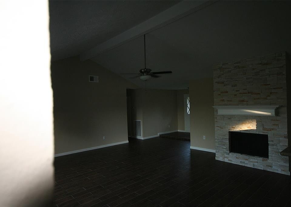 1st image of 1222 Twining Oaks Ln