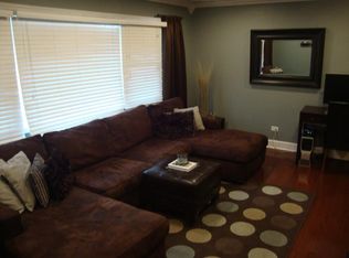 4518 Grove Ave UNIT 8, Brookfield, IL 60513