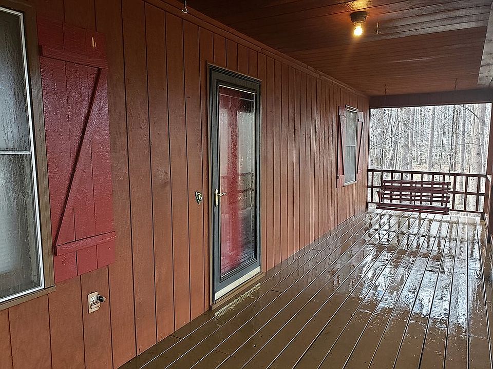 1st image of 158 Clearwater Ln
