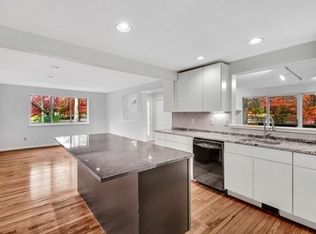 1 Walden Dr, Easton, MA 02375