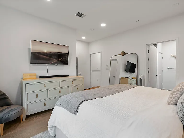 3100 Menchaca Rd #33 — Photo 8