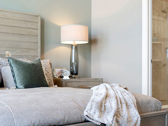 Picturesque owner s suite