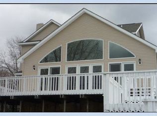 10208 King Rd, Davisburg, MI 48350