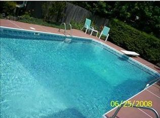 37 Evergreen Ter, Monroe Township, NJ 08831