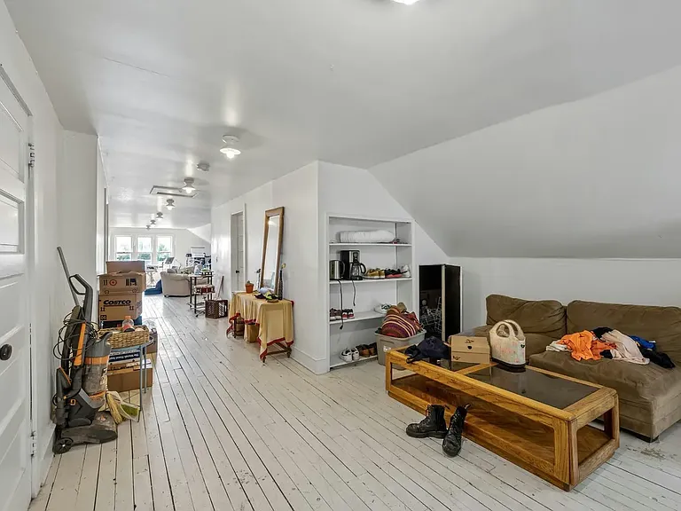 2325 Pleasant Ave #2 — Photo 33