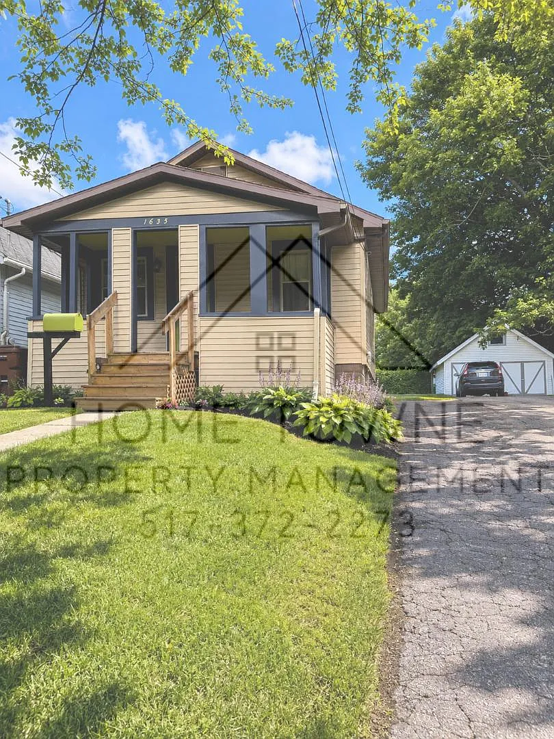 1635 Indiana Ave — Photo 2