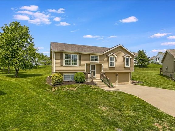 2nd image of 13790 Green Meadow Ct