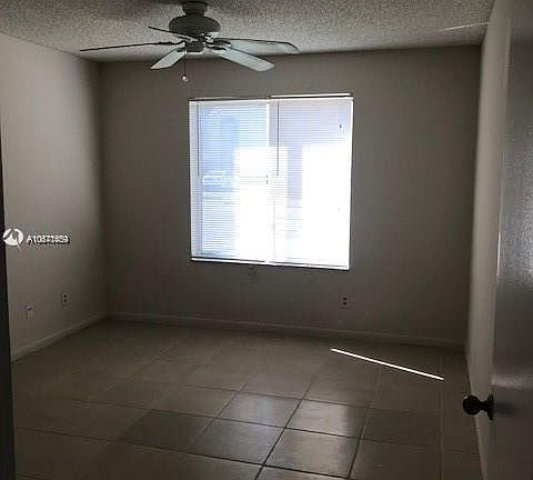 2nd image of 992 Coral Club Dr #992