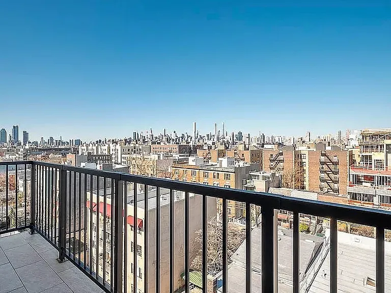31-18 31st St #5B — Photo 11