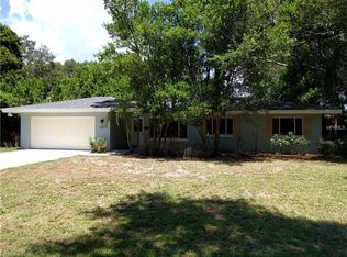 10605 Oakhurst Rd, Largo, FL 33774