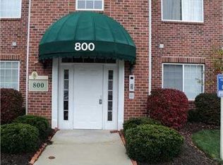 800 Hidden Ridge Ct APT 103, South Park, PA 15129