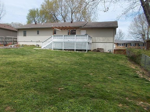 4th image of 1938 E Stoneridge Dr