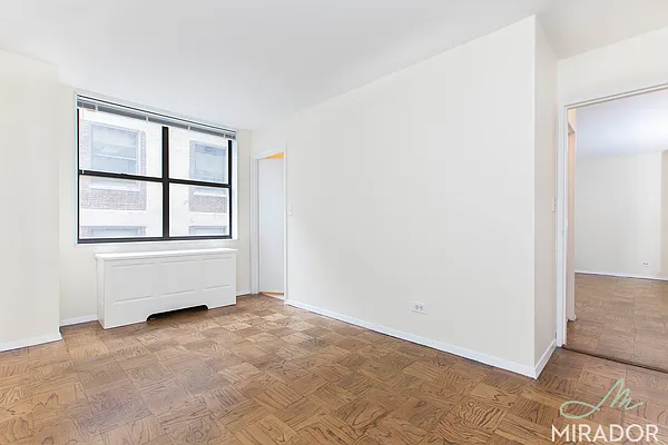 Rented by Mirador Real Estate | media 22