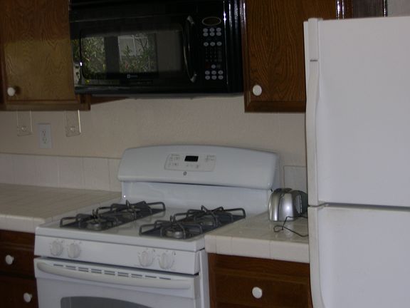 3rd image of 1053 Brewley Ln